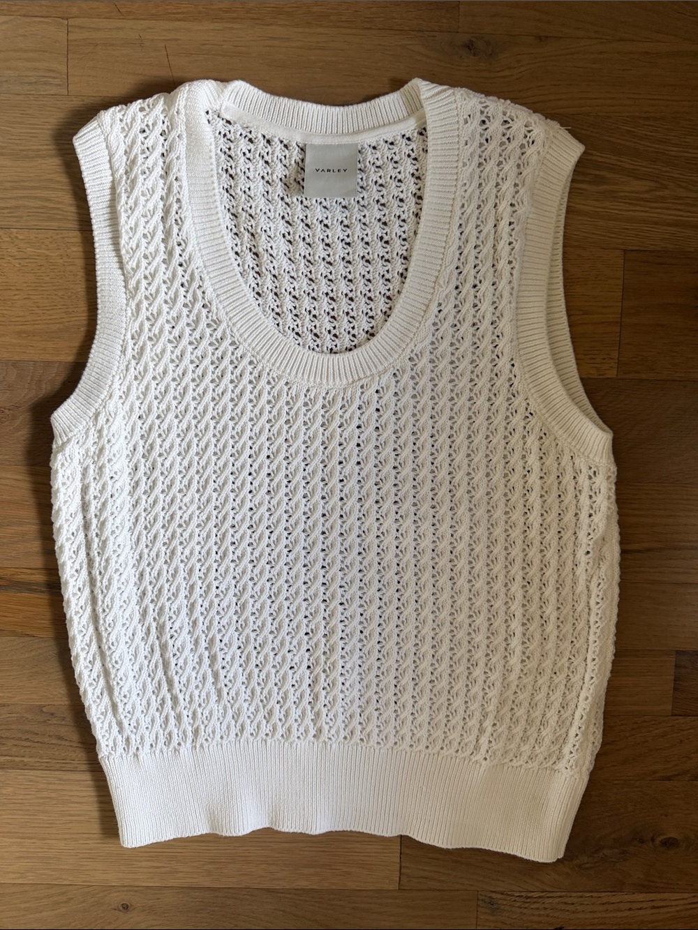 NWOT Varley Ferns White Knit Sleeveless Sweater size L